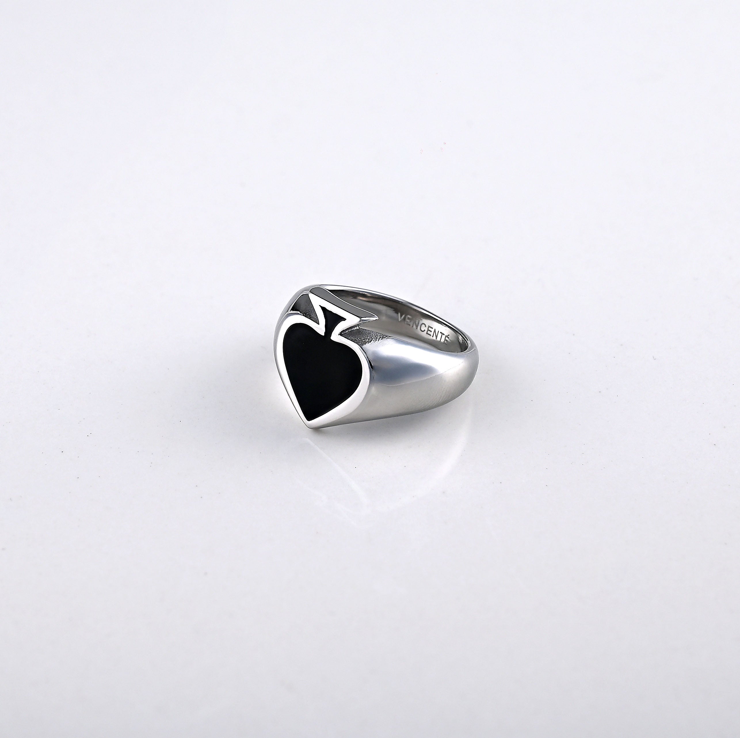Spades Ring (White Gold)